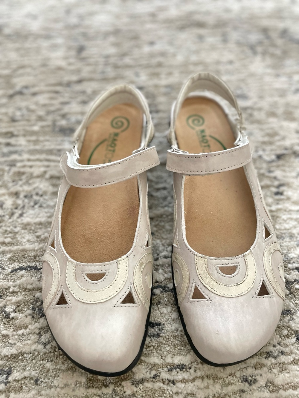 Naot Womens Rongo Mary Jane Shoes Sandals 41 Size 10 Pearl White Leather - Picture 4 of 9